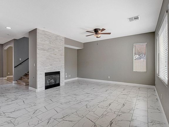 3rd image of 5505 Grey Pointe St