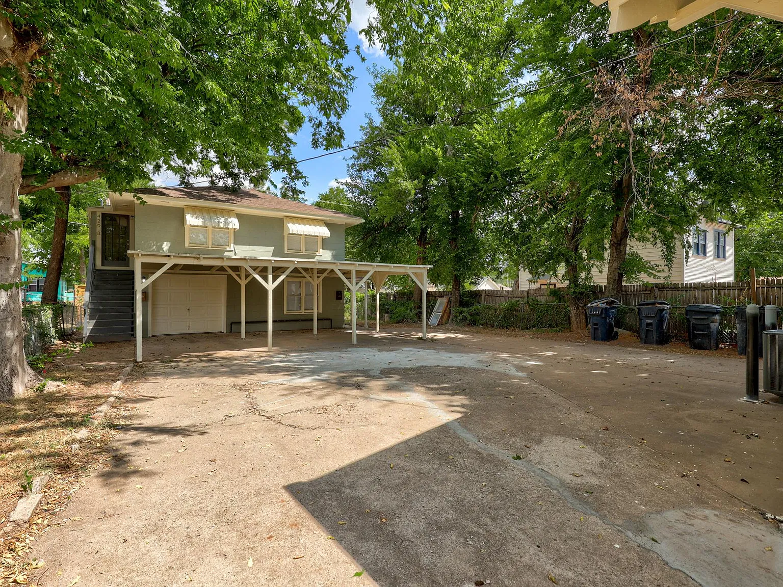 1 bed, 590 sqft, $995 — Photo 2