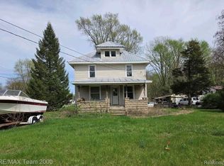 10030 Lewis Ave, Temperance, MI 48182
