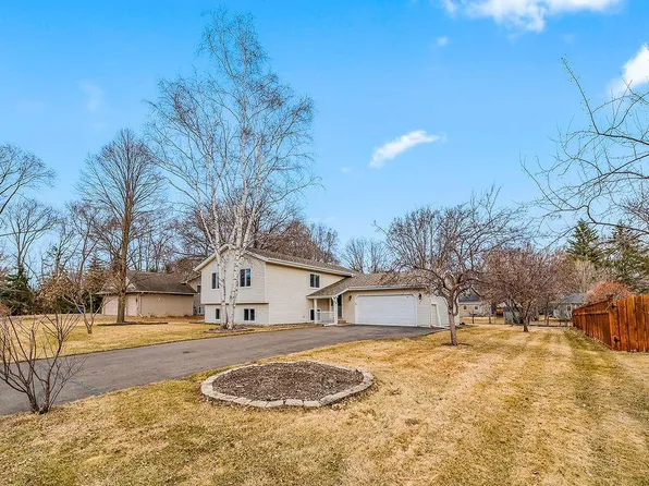 595 Elaine Ave, Shoreview, MN 55126