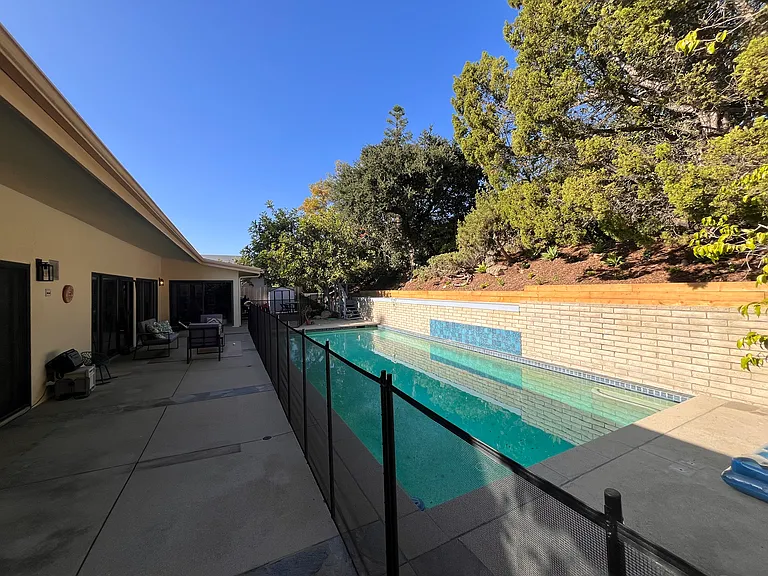 16641 Park Lane Cir — Photo 17