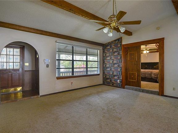 3rd image of 574 Koala Dr