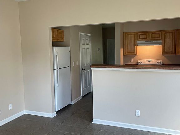 2nd image of 9082 Cedar Ct