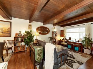 5921 Dendron Ln, Greendale, WI 53129