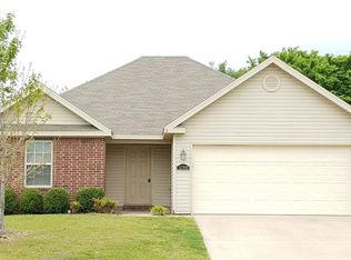 1260 Cordova St, Springdale, AR 72764