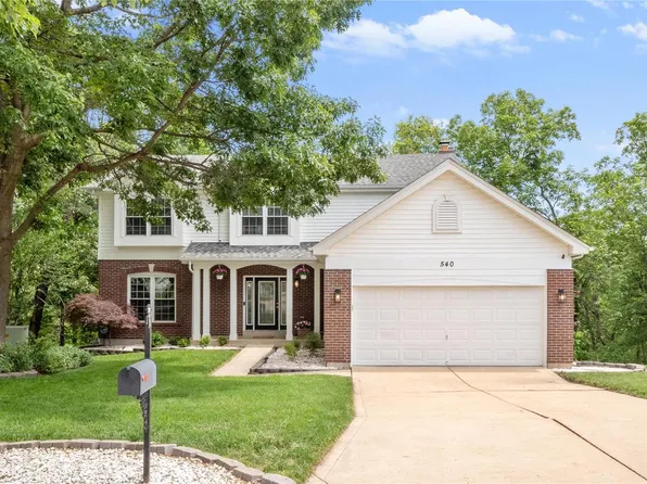 540 Wetherby Terrace Dr, Ballwin, MO 63021