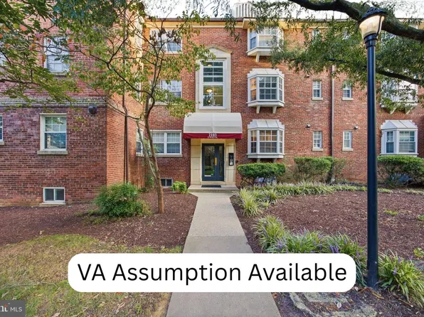 2103 N Scott St APT 84, Arlington, VA 22209