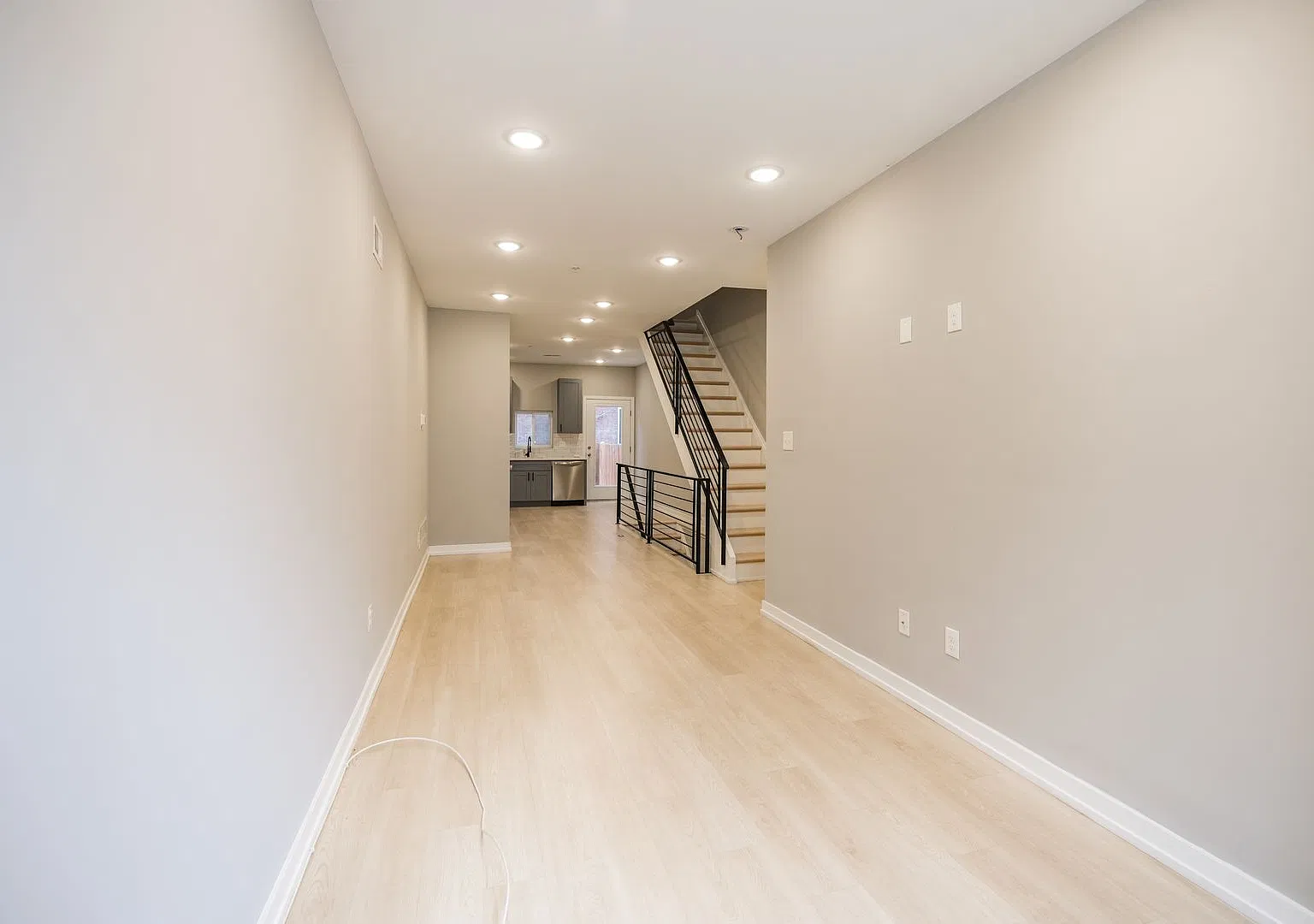 2428 Jasper Street — Photo 4