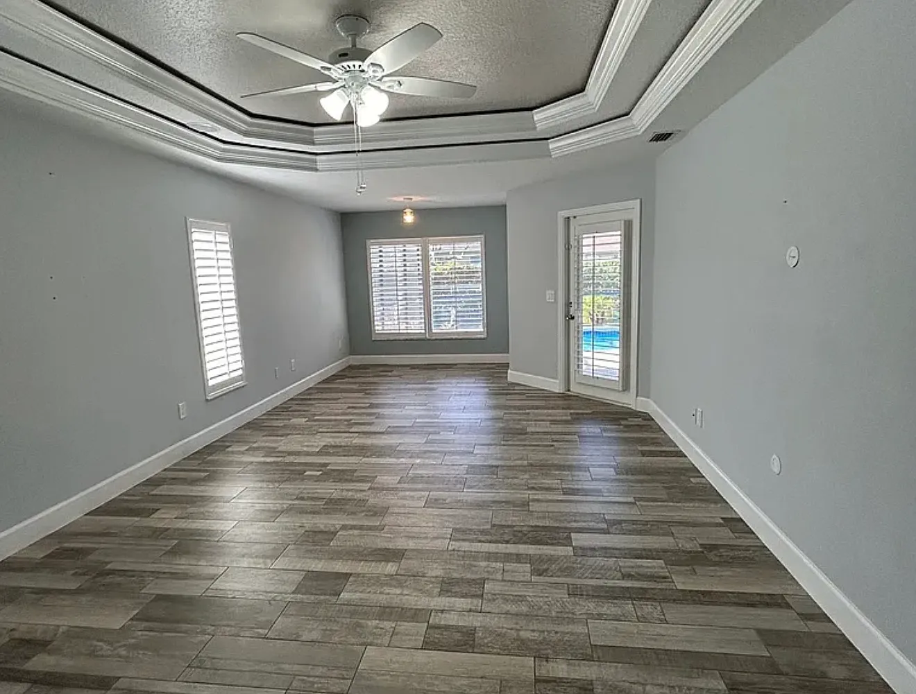 3 bed, 2098 sqft, $3,600 — Photo 2