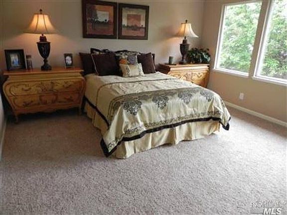5th image of 9524 Camelot Dr