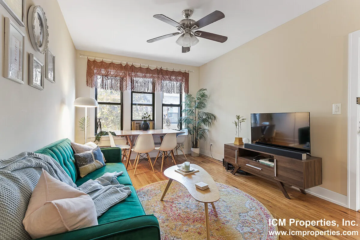 2 bed, $2,775 — Photo 4