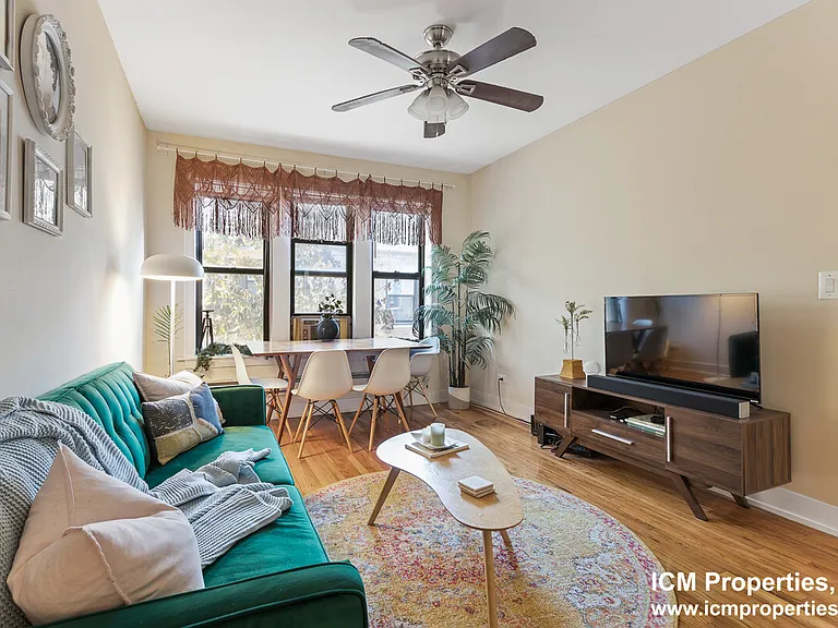 632 W Aldine Ave #2E — Photo 4