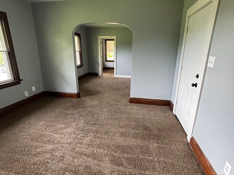 235 S Arlington St #4 — Photo 6