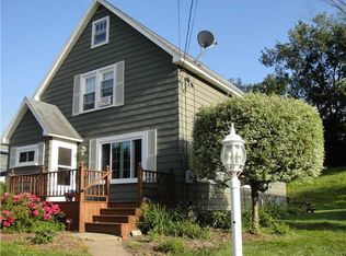 352 E Pleasant St, Corry, PA 16407