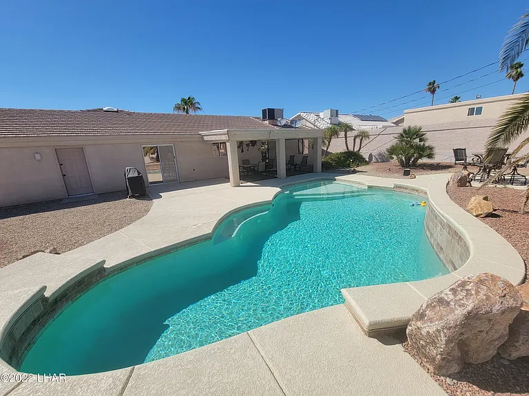 2740 Jericho Dr — Photo 4