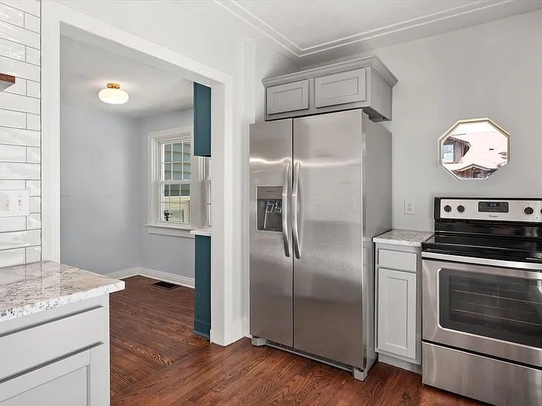 4513 S 6th St — Photo 12