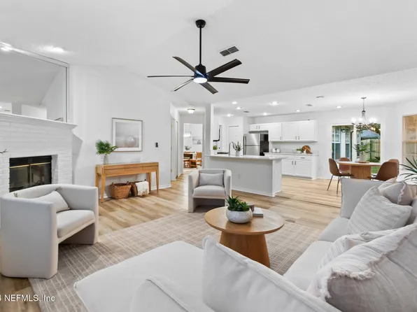 3449 WORLD Court, Jacksonville, FL 32277