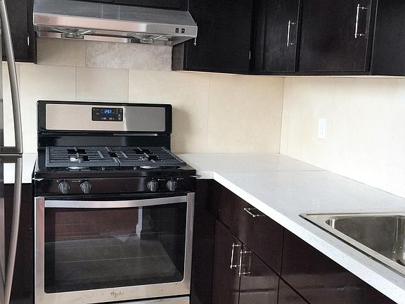 3rd image of 1327 9th Ave #2