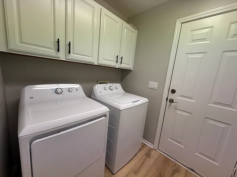 113 Cifuentes Way — Photo 25