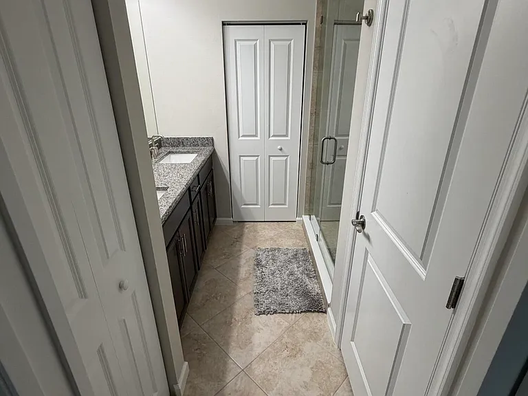 4773 N Longwood Lake Sq — Photo 4