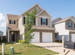 2318 Shadow Bend Dr, Columbus, IN 47201