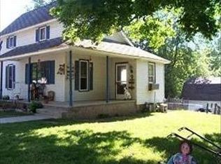 308 N Swan St, Colon, MI 49040