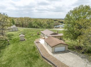 30 Camp Yocum Rd, Crane, MO 65656