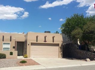 725 Hellenic Dr, Las Cruces, NM 88011