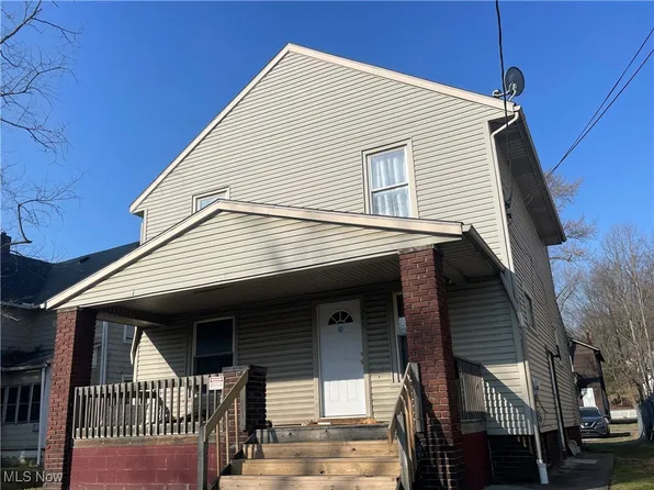 1343 Maple Ave NE, Canton, OH 44705