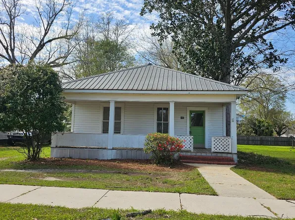 885 4th St, Florala, AL 36442
