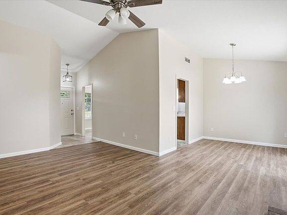 5th image of 604 Hovey Way