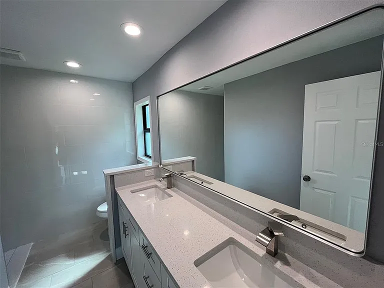 13180 Amaryllis Cir — Photo 12