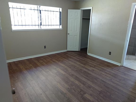 5th image of 11322 Bay Cedar Dr