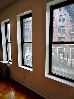 Rented by Albert Attias, LREB | media 29