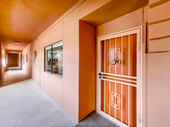 12212 N PARADISE VILLAGE Parkway #203, Phoenix, AZ 85032