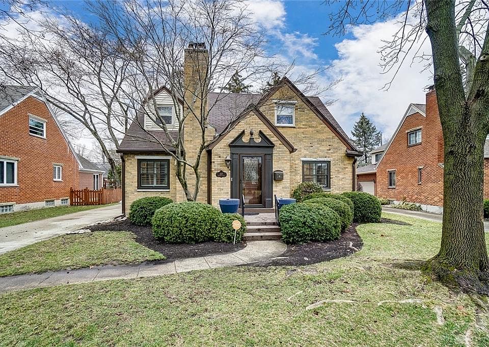 1st image of 327 Beverly Pl