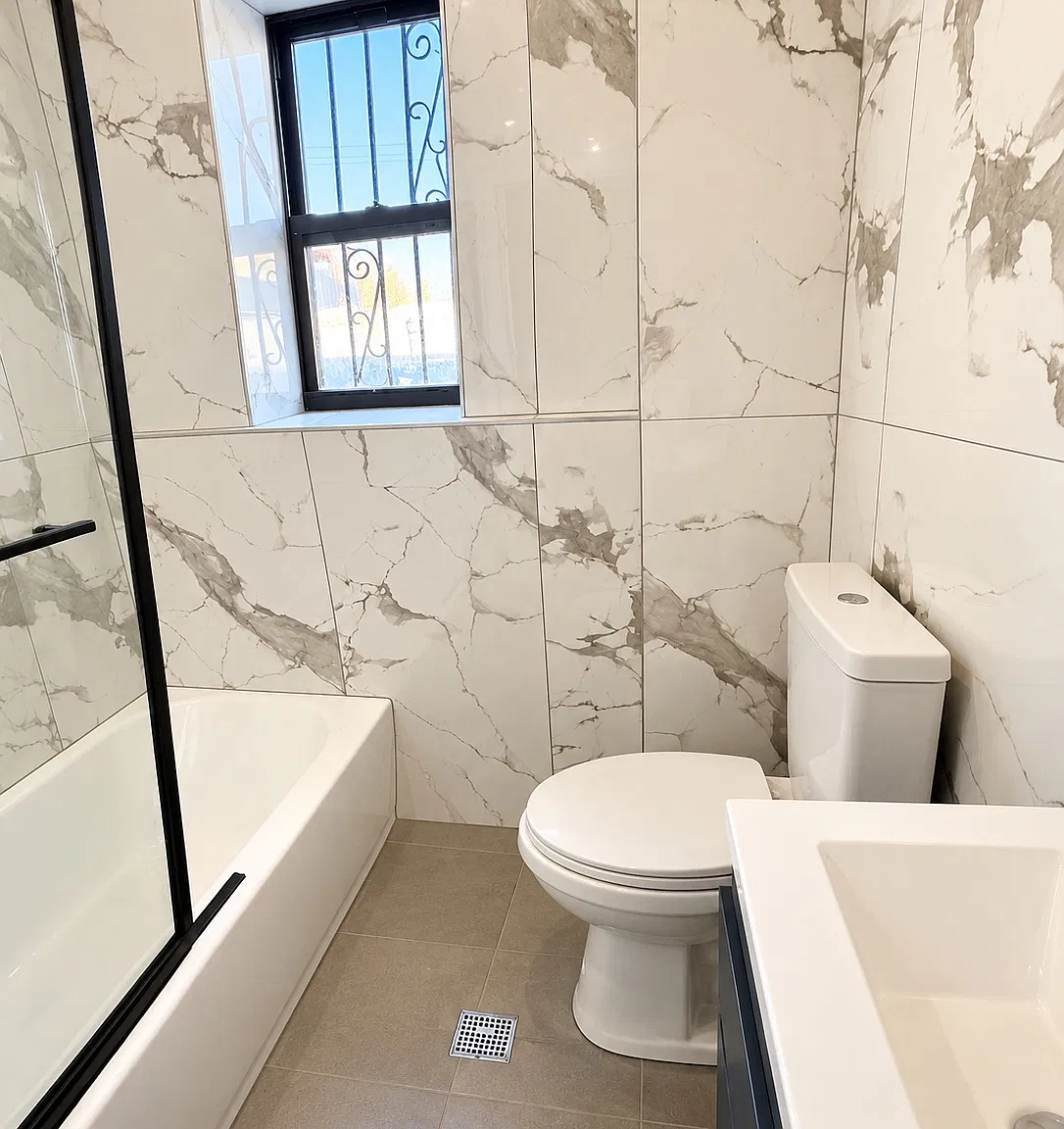 3 bed, $2,700 — Photo 4