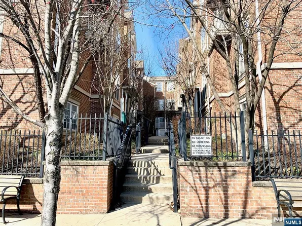 200 Dey St Unit 257, Harrison, NJ 07029