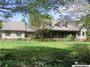 111 Prince Ln, Somerville, AL 35670