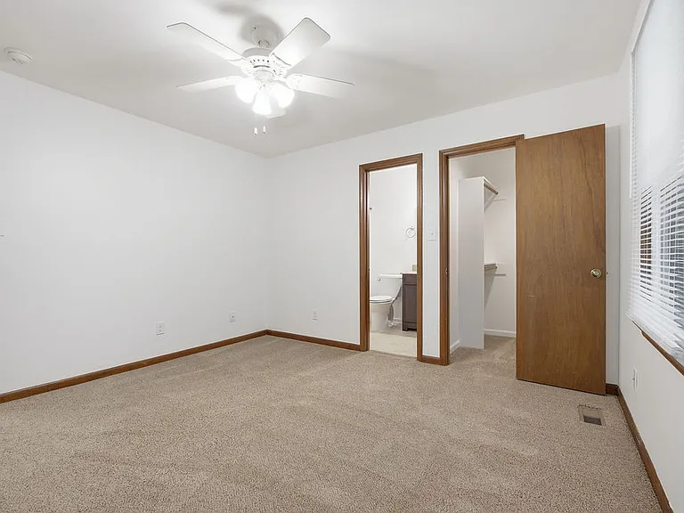 102 Chevis Dr — Photo 21
