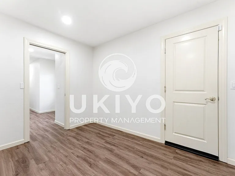 645 Keith Ct — Photo 25