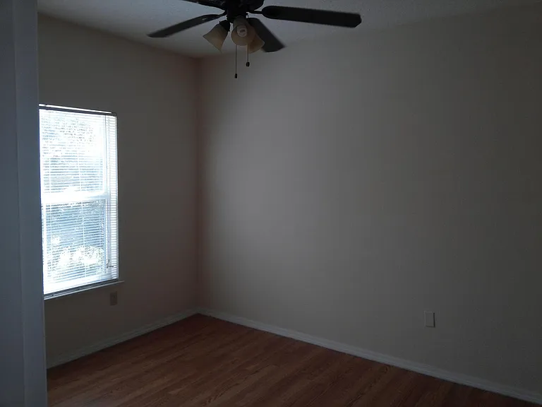11510 Villa Grand #4 — Photo 11