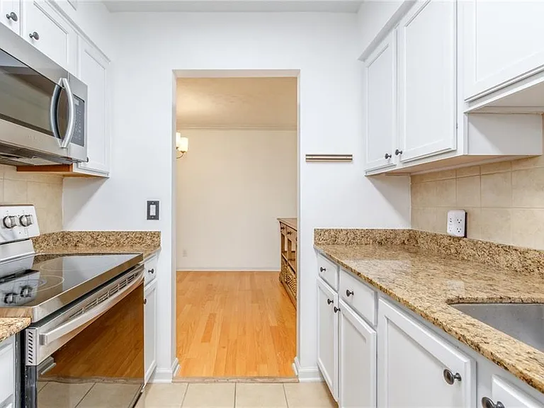 3005 Seven Pines Ln #201 — Photo 18