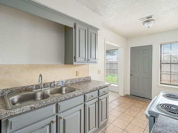 3rd image of 8300 NW 10th St APT 154