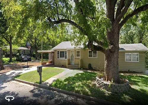 305 Walnut Ln Photo 1