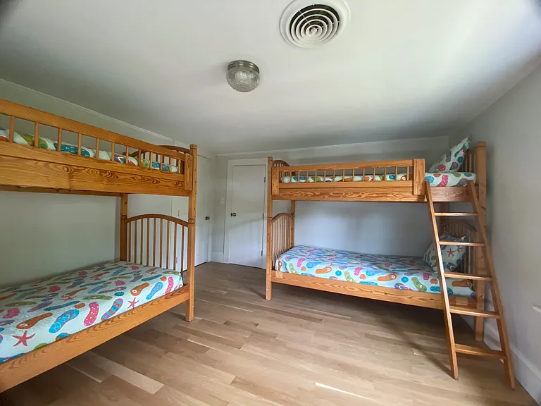 Bunk Bedroom