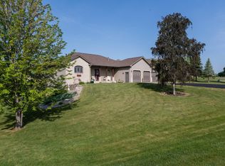 3524 Pebble Hills Dr, Fergus Falls, MN 56537