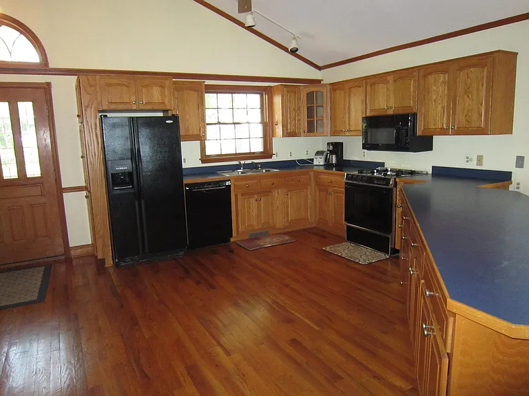 Kitchen from end of Kitchen Peninsula
