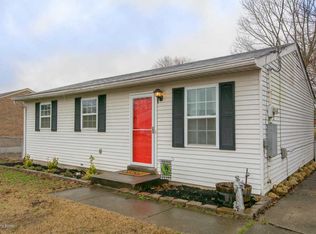 12404 Somerset Dr, Louisville, KY 40229