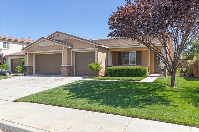 1st image of 29055 Lakehurst Ct